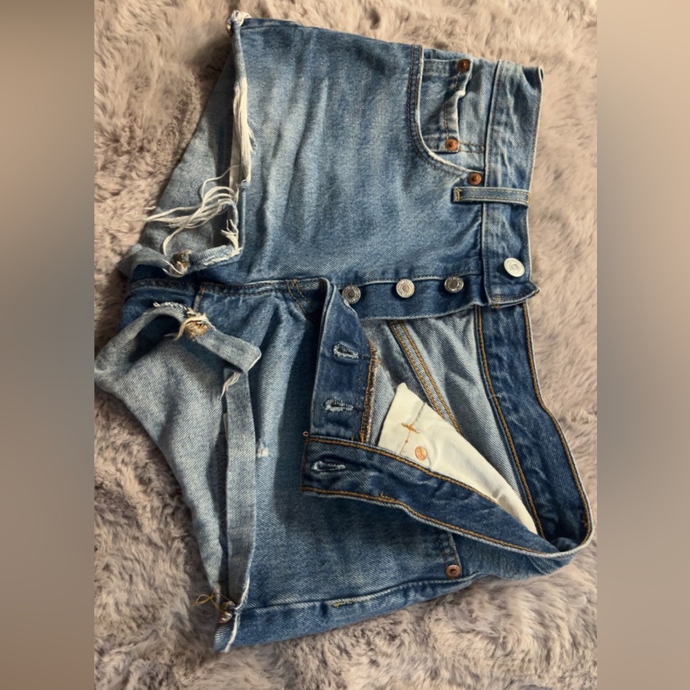 Levi shorts